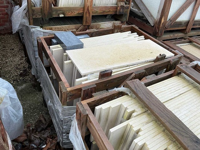 Portugese kalksteen fatima (210x) - afbeelding 3 van  4