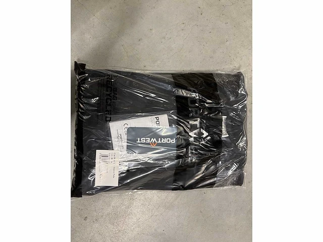 Portwest - cr15 - polo with cut resistant sleeves size 3xl (6x) - afbeelding 1 van  2