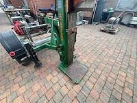 Posch hydro-combi 15 houtklover op aanhangwagen met honda 20 pk v-twin benzinemotor - afbeelding 10 van  23