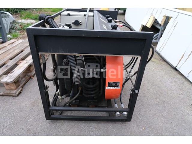 Poseidon p200 stationaire compressor - afbeelding 3 van  8