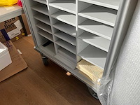 Postdistributiewagen - afbeelding 2 van  4