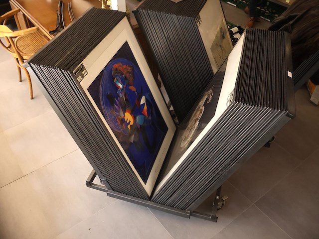 Posterkar met inhoud - afbeelding 2 van  8