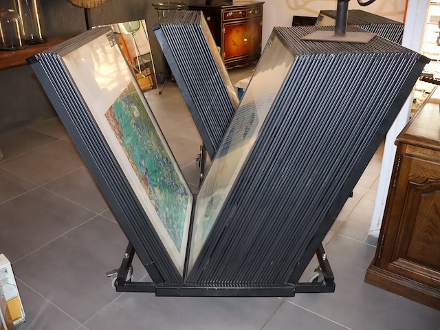 Posterkar met inhoud - afbeelding 1 van  7