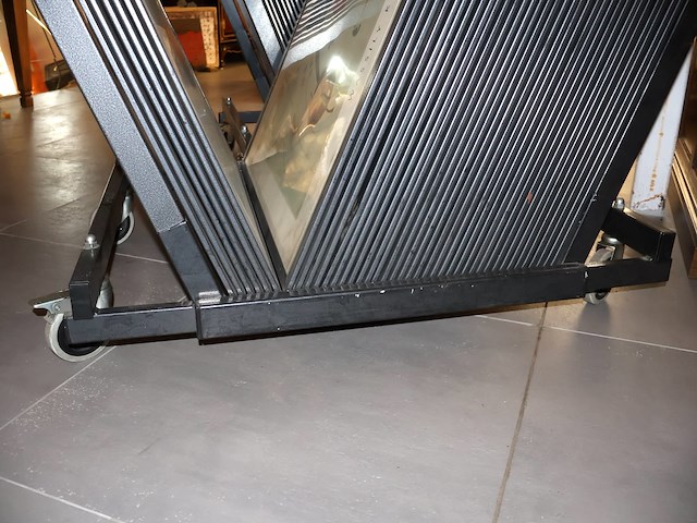 Posterkar met inhoud - afbeelding 3 van  7