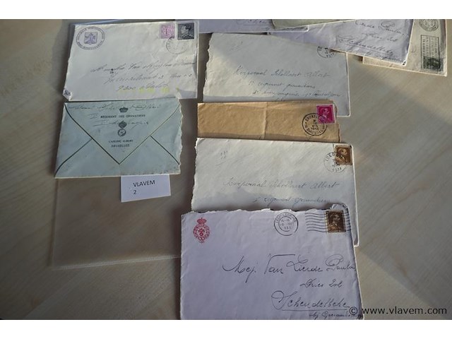 Postzegels op brief - afbeelding 1 van  2