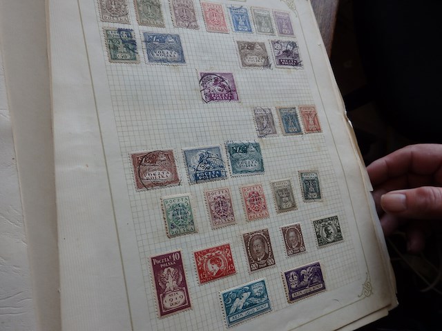 Postzegels poland portugal - afbeelding 3 van  4