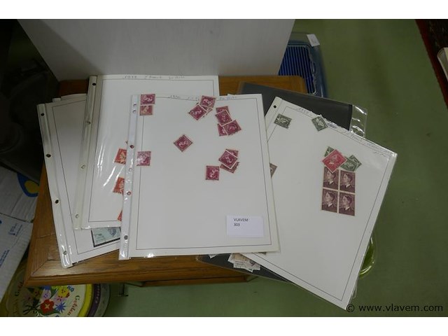Postzegels - afbeelding 1 van  2