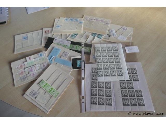 Postzegels - afbeelding 1 van  5