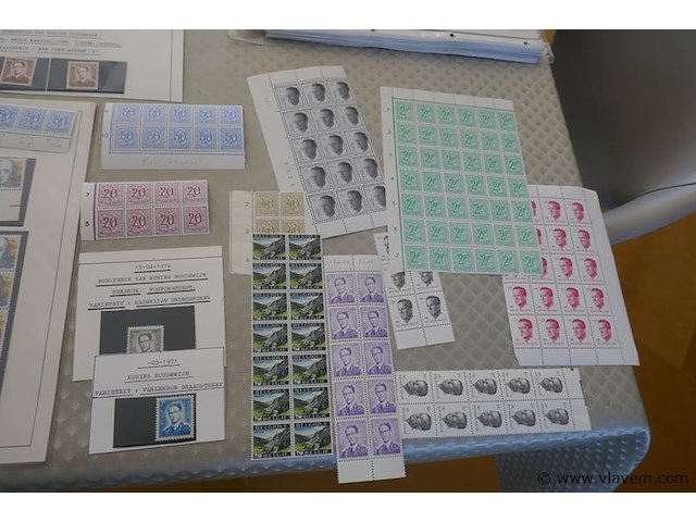 Postzegels - afbeelding 2 van  3