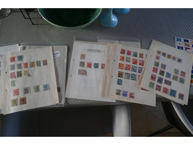 Postzegels - afbeelding 2 van  2