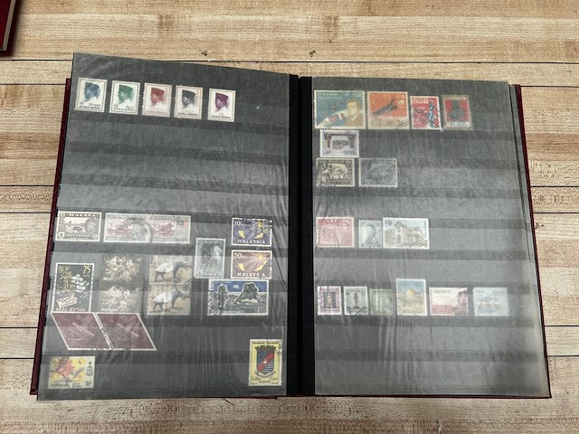 Postzegelverzameling - afbeelding 51 van  51