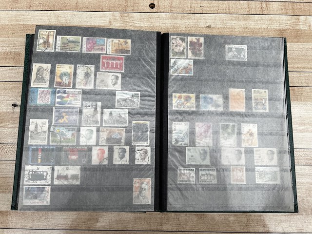Postzegelverzameling - afbeelding 22 van  36