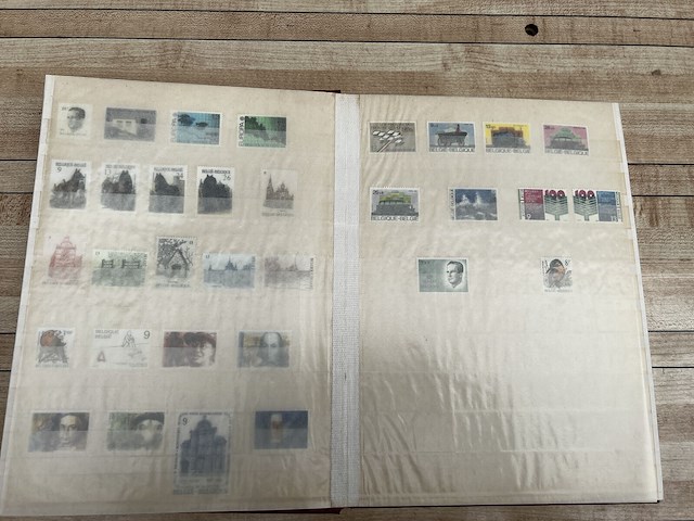 Postzegelverzameling - afbeelding 24 van  36