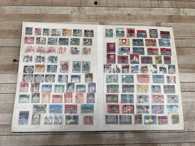 Postzegelverzameling - afbeelding 36 van  36