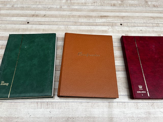 Postzegelverzameling - afbeelding 1 van  49
