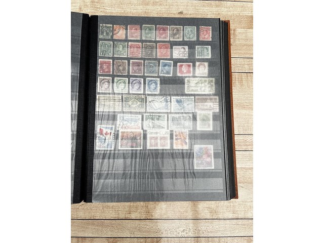 Postzegelverzameling - afbeelding 21 van  49