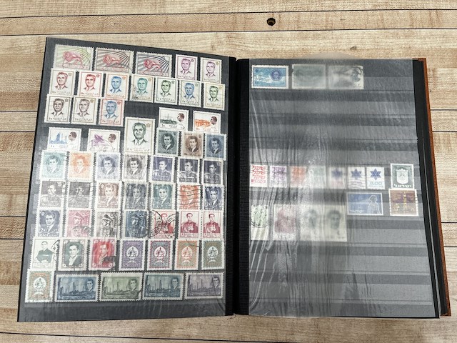 Postzegelverzameling - afbeelding 24 van  49