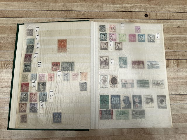 Postzegelverzameling - afbeelding 31 van  49