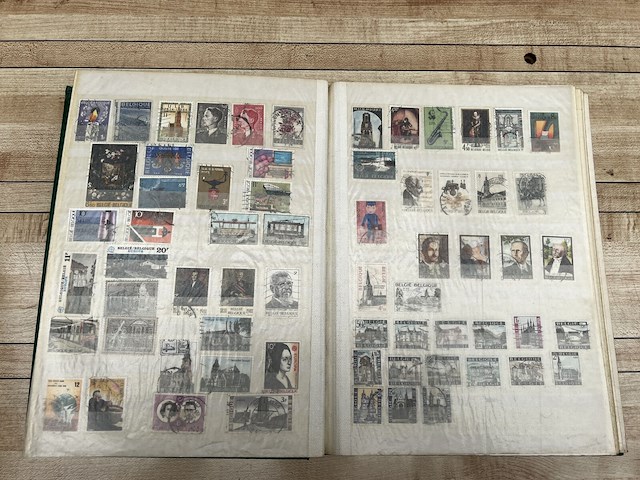 Postzegelverzameling - afbeelding 35 van  49