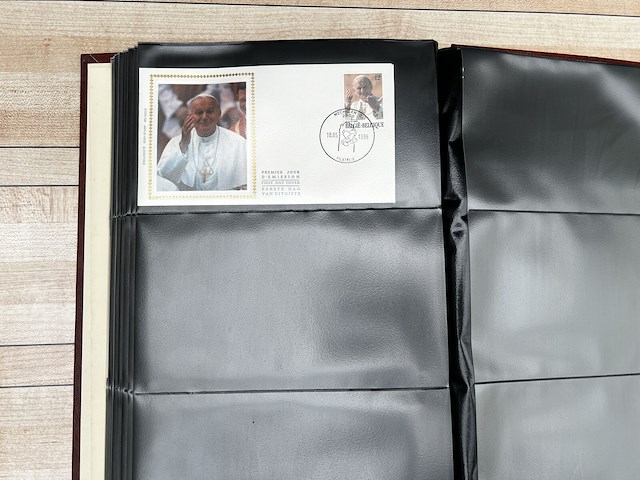 Postzegelverzameling - afbeelding 5 van  17