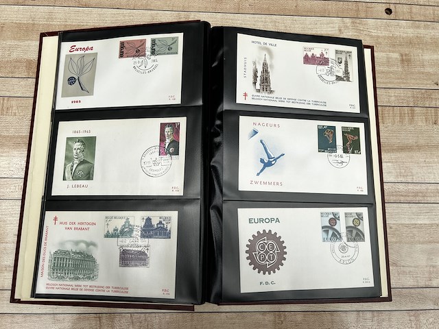 Postzegelverzameling - afbeelding 13 van  17