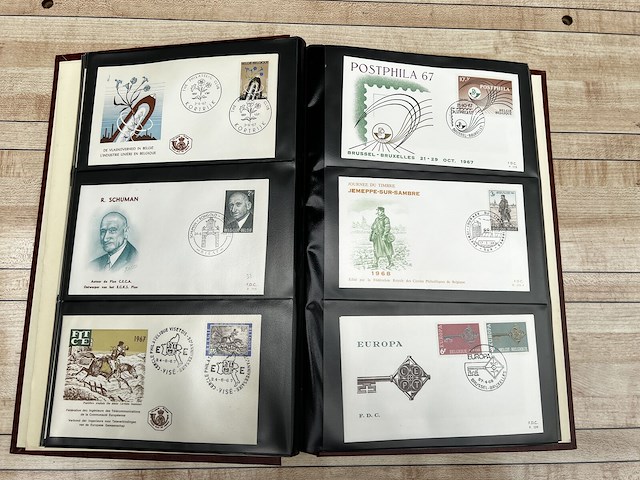 Postzegelverzameling - afbeelding 14 van  17