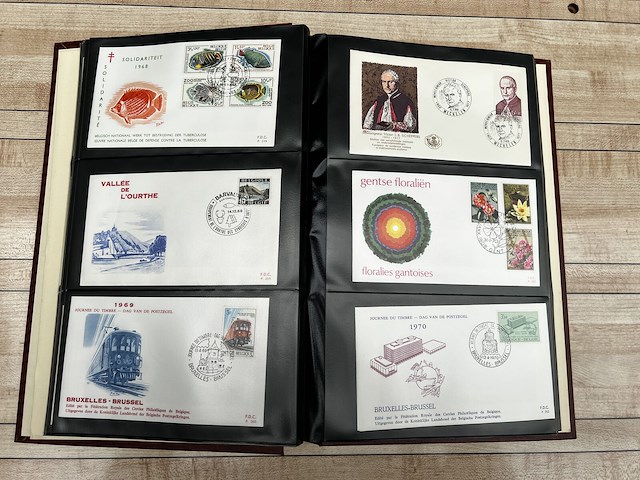 Postzegelverzameling - afbeelding 15 van  17