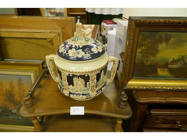 Pot met deksel - afbeelding 1 van  1