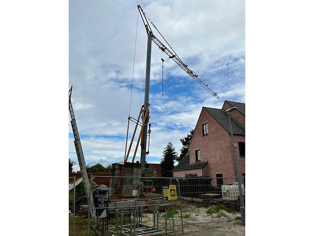 Potain - 1994 - hd21b - mobiele torenkraan - afbeelding 1 van  25
