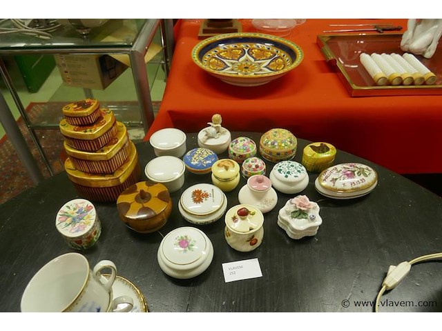 Potjes en doosjes - afbeelding 1 van  1