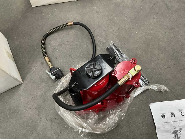 Potkrik (12 ton) - afbeelding 2 van  4