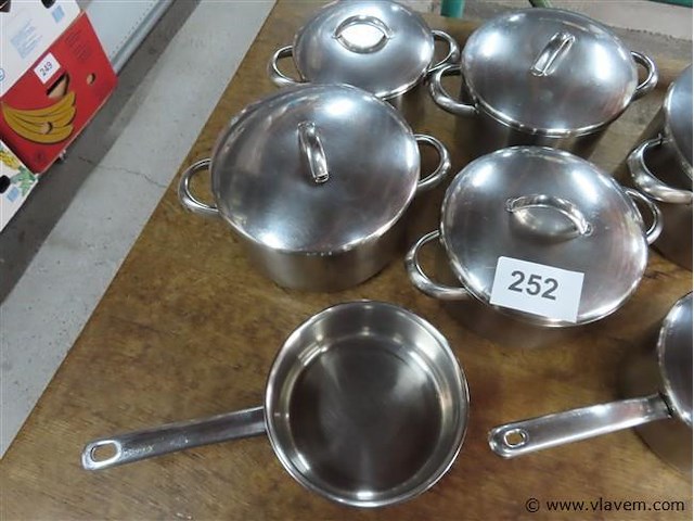 Potten en steelpannen - afbeelding 3 van  3