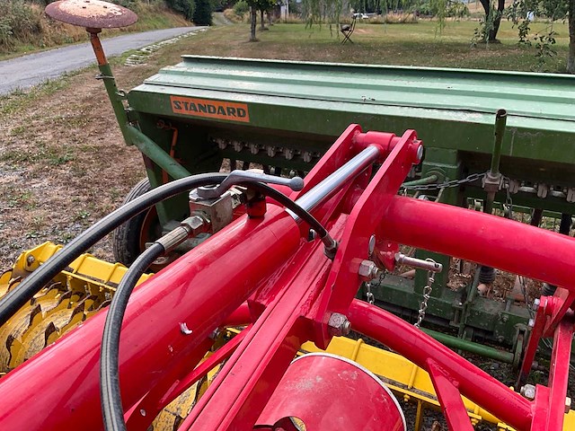 Pottinger lion 3000 + amazon d7 typ 30 zaaicombinatie - afbeelding 11 van  14