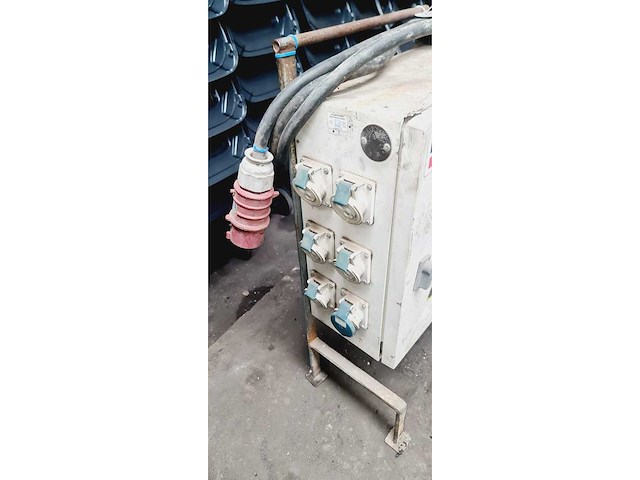 Power distributor 3x380 volt - afbeelding 4 van  7