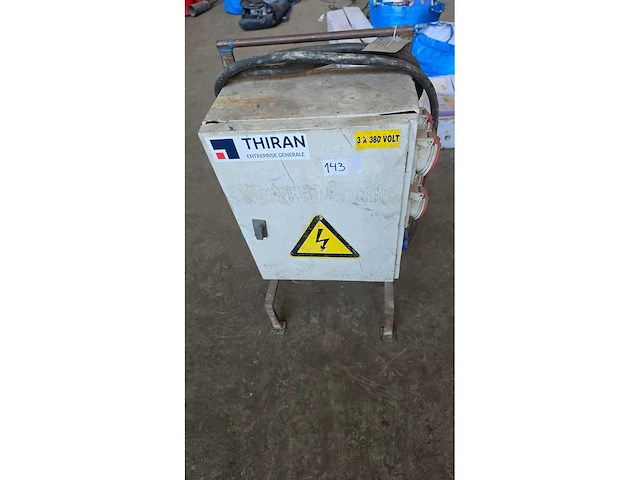 Power distributor 3x380 volt - afbeelding 1 van  6