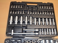 Power inverter kemot urz 3162, 2 x boorkoppenset parkside, dopsleutelset kstools - afbeelding 3 van  8