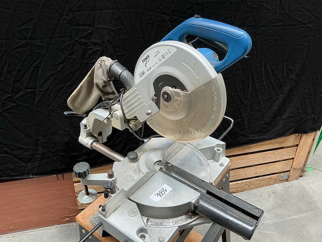 Power plus - pow8125la - cirkelzaagmachine - afbeelding 1 van  4