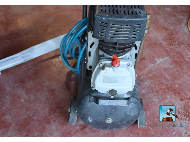 Power plus-compressor met toebehoren - afbeelding 8 van  12