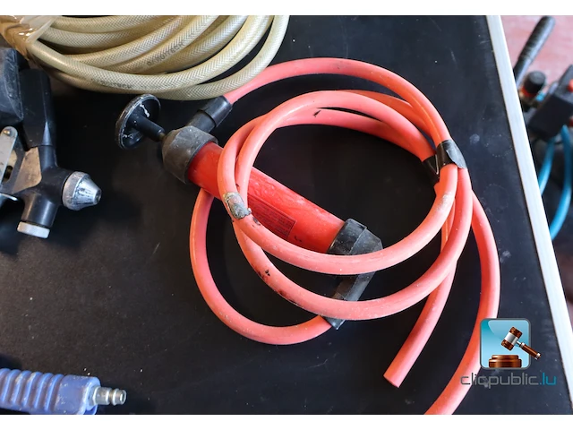 Power plus-compressor met toebehoren - afbeelding 10 van  12