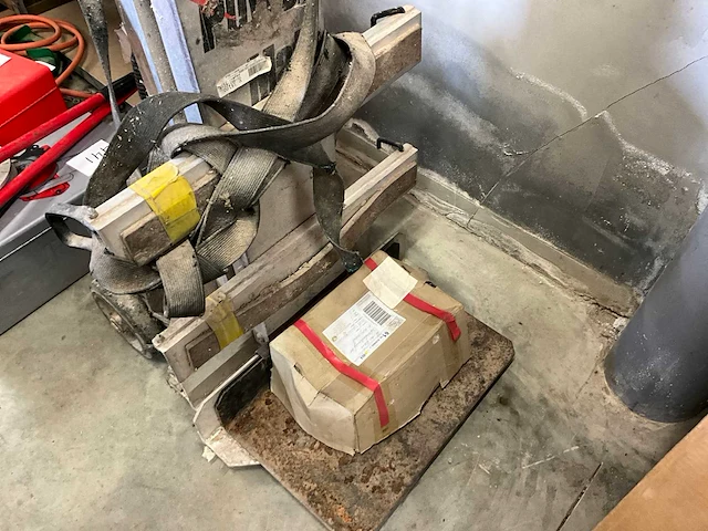 Powermate l-1 bouwlift - afbeelding 3 van  8