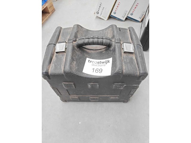 Powerplus - cirkelzaagmachine - afbeelding 1 van  4