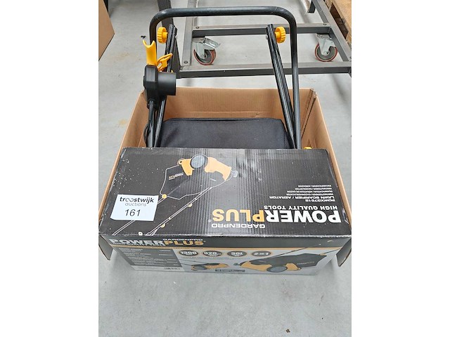 Powerplus - verticuteermachine - afbeelding 1 van  2