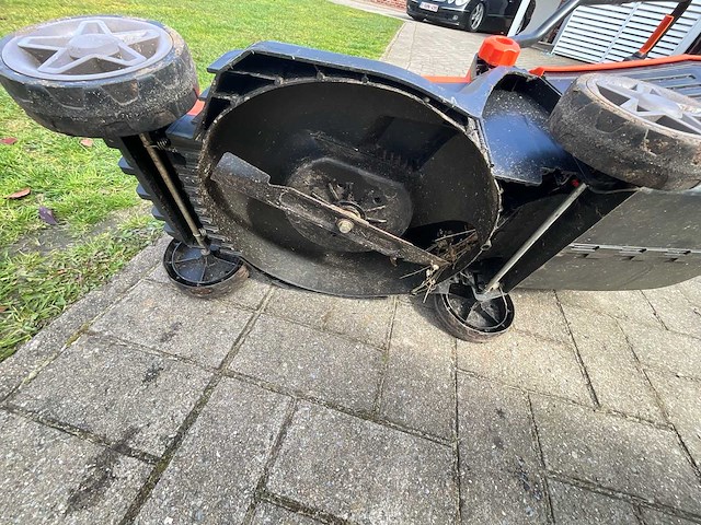 Powerplus accu grasmaaier + grastrimmer set (20v) – inclusief batterij & lader (2x) - afbeelding 2 van  10