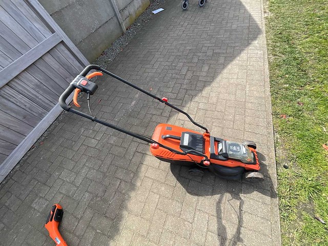 Powerplus accu grasmaaier + grastrimmer set (20v) – inclusief batterij & lader (2x) - afbeelding 6 van  10