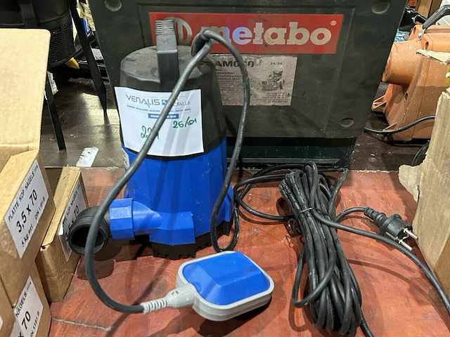 Powerplus dompelpomp - afbeelding 1 van  2