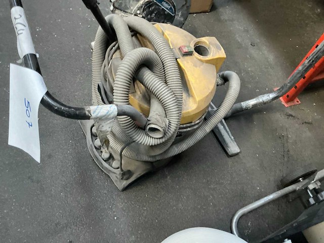 Powerplus industriële stofzuiger - afbeelding 2 van  3