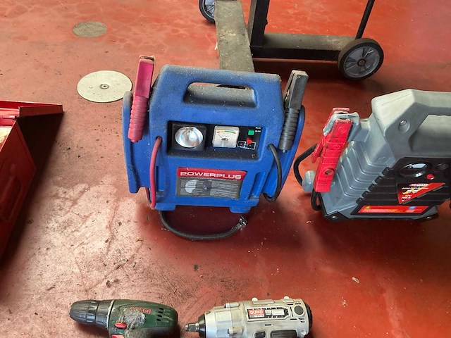 Powerplus jumpstarter - afbeelding 1 van  2
