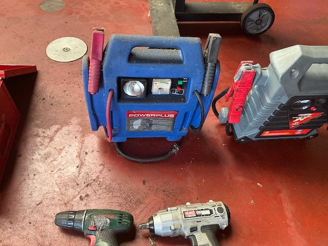 Powerplus jumpstarter - afbeelding 2 van  2