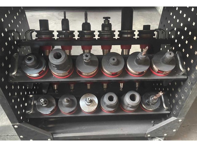Powerplus mobiel toolrack met gereedschapshouders - afbeelding 2 van  5