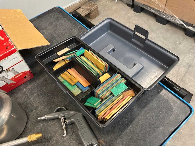 Powerplus pow 548 luchtcompressor met toebehoren - afbeelding 3 van  11